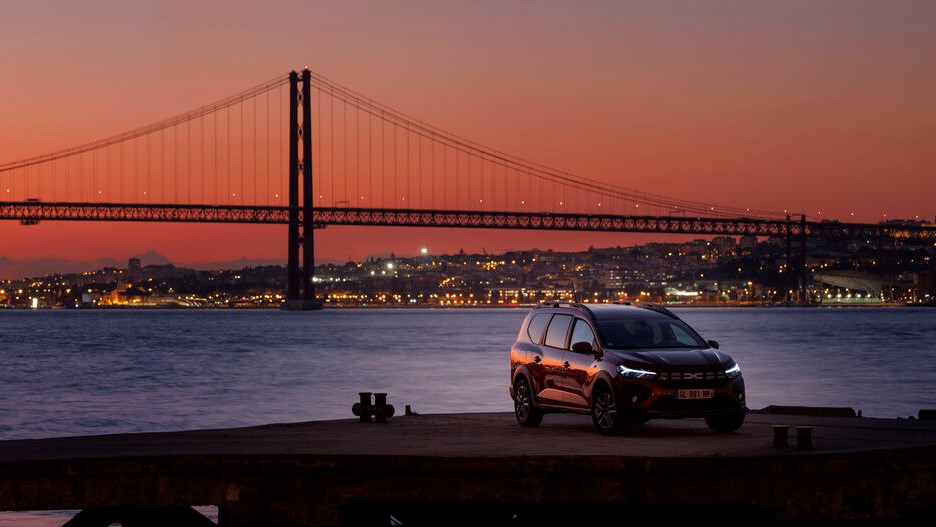 Dacia Jogger Hybrid – Family, Friends & Fun